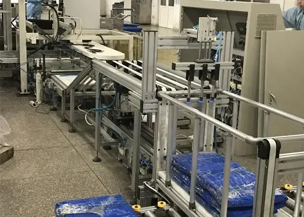 自动送膜机    大连三厦智能科技装备有限公司