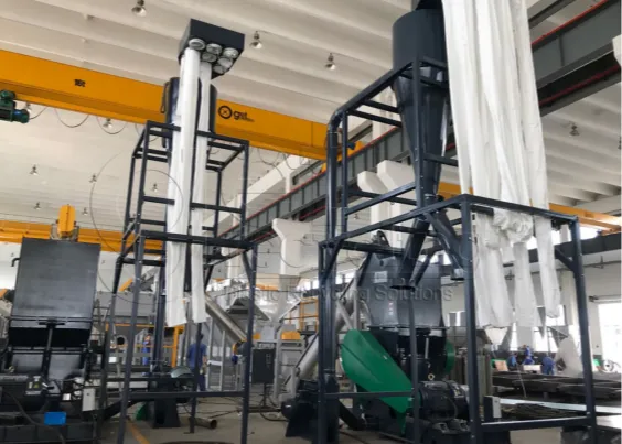 EG干式粉碎机    江苏绿凯思科环保科技有限公司